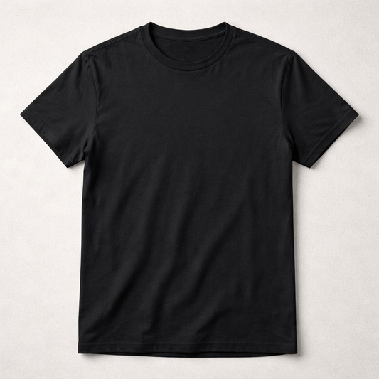 Short sleeve black teeshirt.